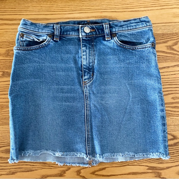 Theory Blue Denim Skirt - Picture 1 of 3